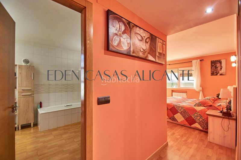 Foto 253eced2-14ee-489e-91cf-39e2291877b2. Xalet amb aparcament piscina a Xixona