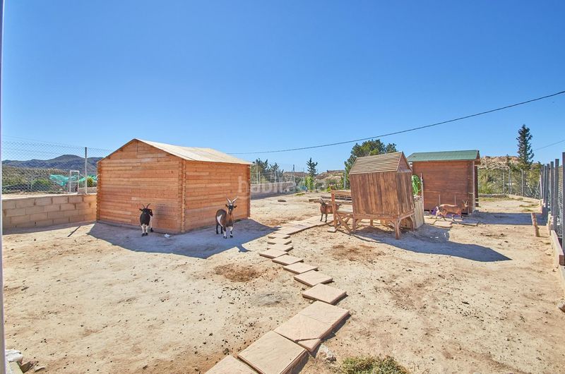 Foto 4053ac7d-8587-404e-9c7e-c3caac7a8861. Xalet amb aparcament piscina a Xixona