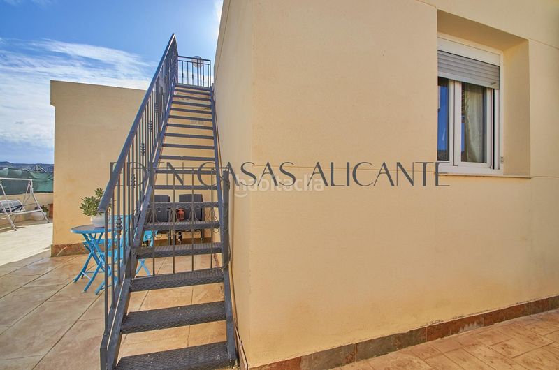 Foto 54c87141-1975-4f97-9c27-8ee3d68add08. Xalet amb aparcament piscina a Xixona