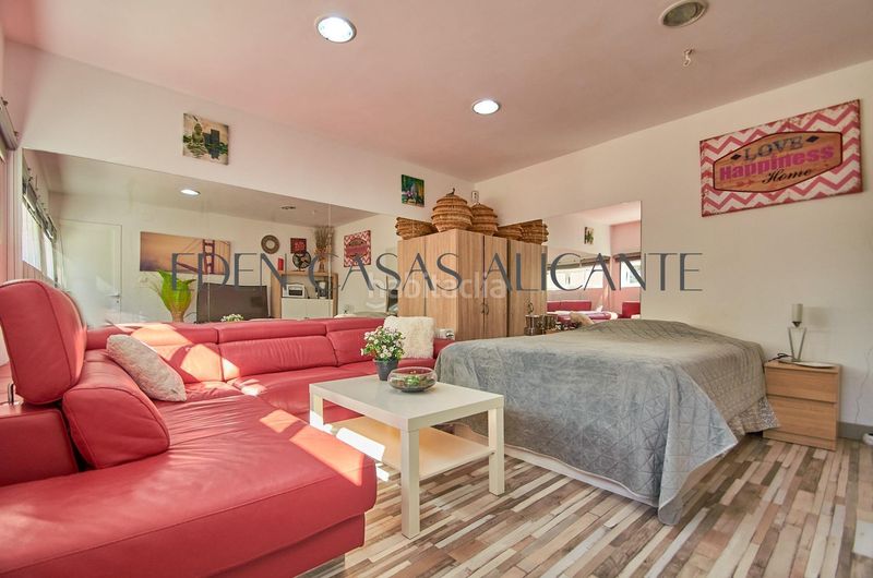 Foto 7f56704d-237c-4007-bb80-2b7a8b6e9095. Xalet amb aparcament piscina a Xixona