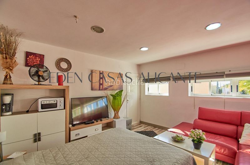 Foto 97df58d0-6a2e-4d7b-b9ba-4d679057d6af. Xalet amb aparcament piscina a Xixona