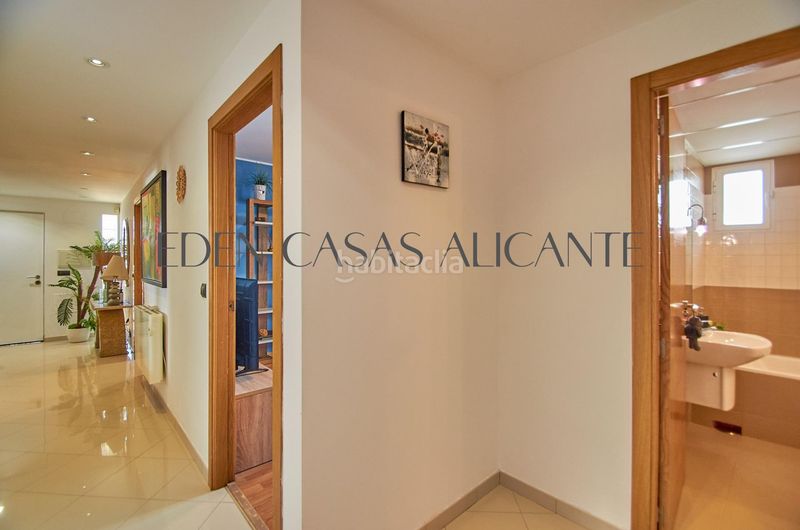 Foto bde29319-4ea8-4129-a08a-99e9cc8f600d. Xalet amb aparcament piscina a Xixona