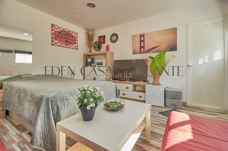 Foto e442e978-3e03-46ec-83a4-1e096dcebff2. Xalet amb aparcament piscina a Xixona