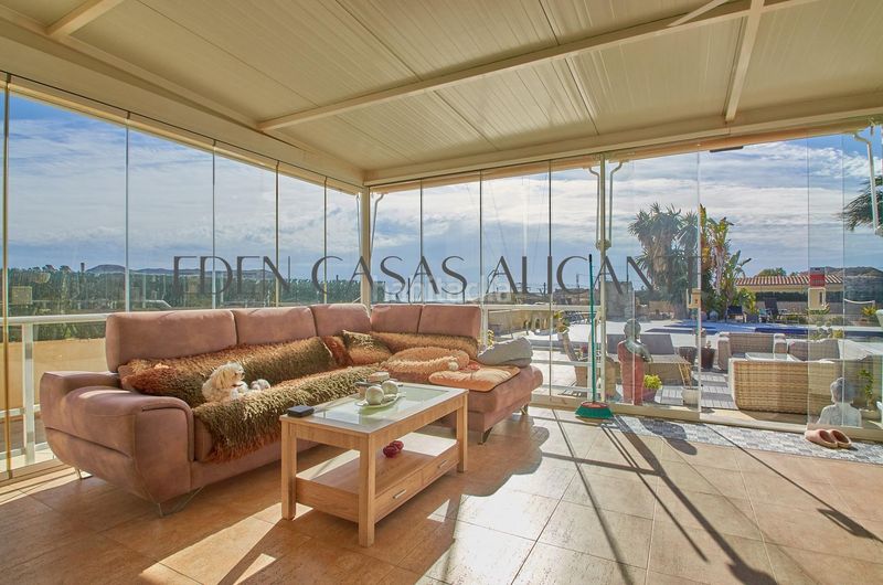 Foto e7398fc5-ad49-418c-b503-5028c8120e03. Xalet amb aparcament piscina a Xixona