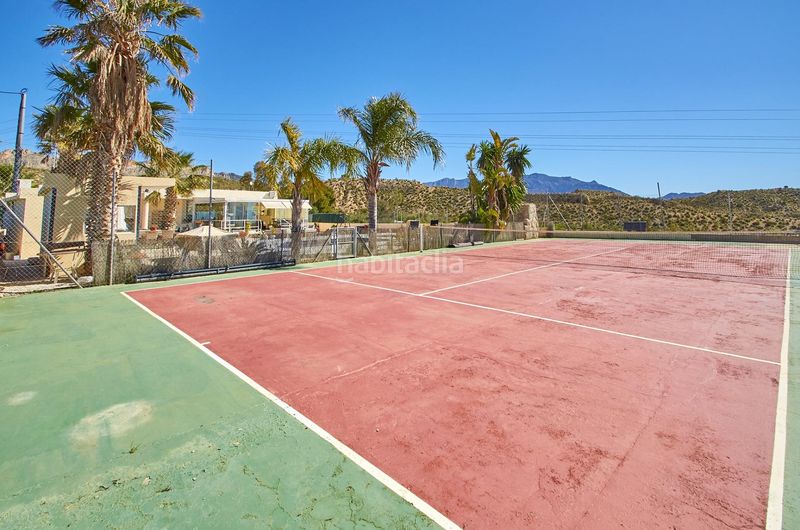 Foto f4680241-ad70-49aa-9d33-25c242254337. Xalet amb aparcament piscina a Xixona