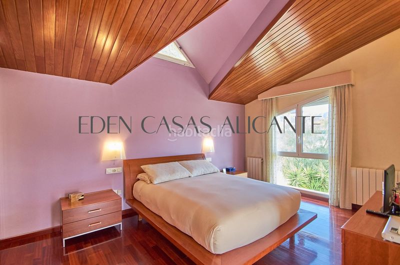 Foto 26347a26-79bc-4d1a-8282-6e4c2191d5c1. Xalet amb aparcament piscina a Busot