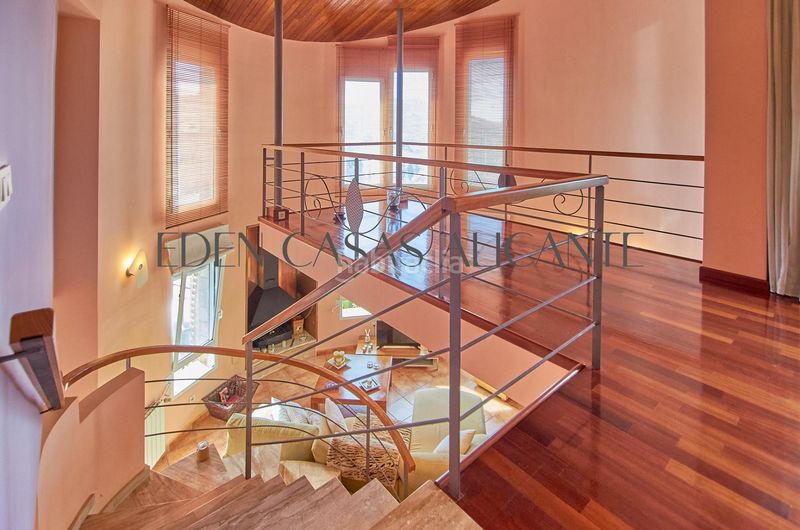 Foto 4f4e23ba-9ce1-43df-be09-aaa13e3b9b0d. Xalet amb aparcament piscina a Busot