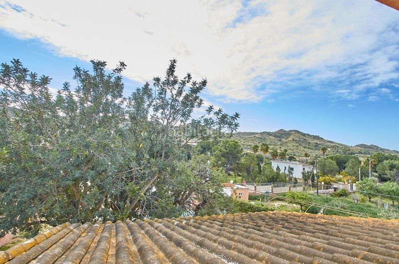 Foto 7fd7a04a-2f69-4ce9-8a22-db8f26380e06. Xalet amb aparcament piscina a Busot