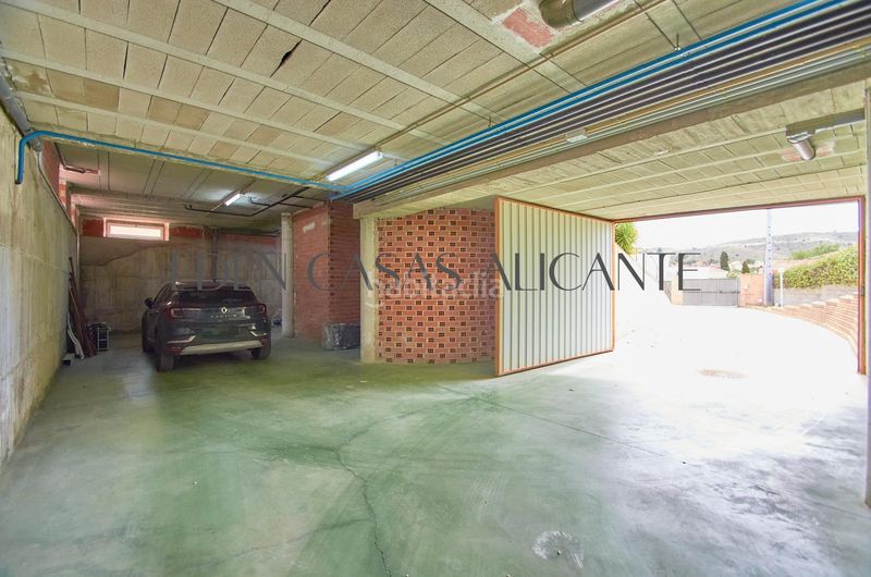 Foto a8a829f2-9752-4bb0-b585-538ff651cf29. Xalet amb aparcament piscina a Busot