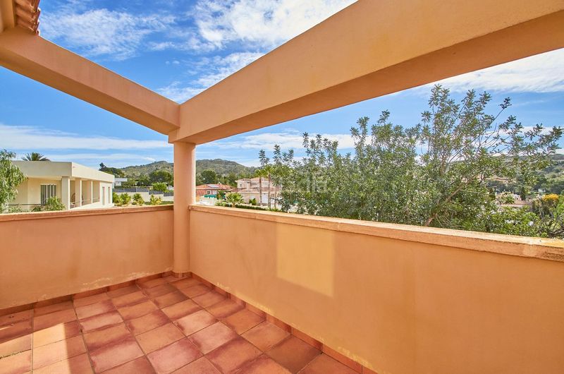 Foto b4e6634b-65f7-46f7-a654-563ebe107e8e. Xalet amb aparcament piscina a Busot