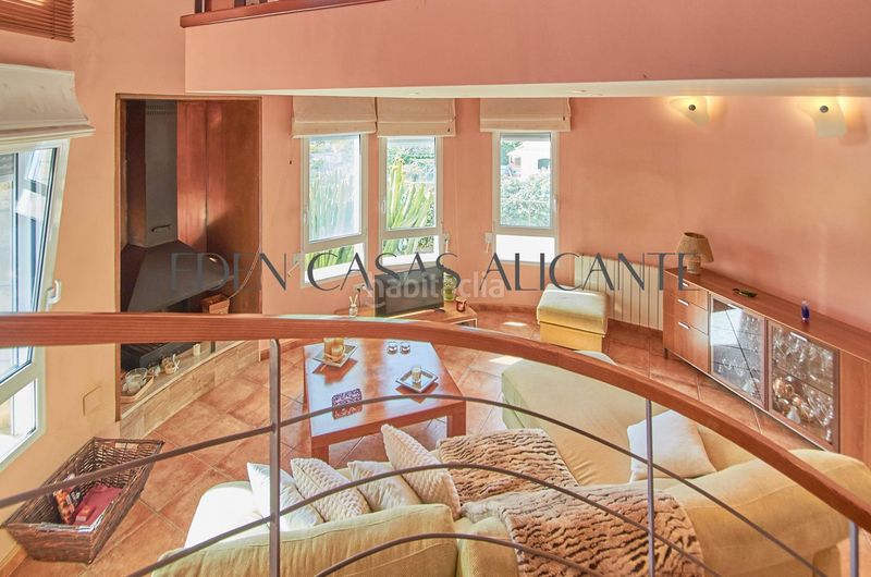 Foto e2730aaa-5c36-4186-8612-e122871d340c. Xalet amb aparcament piscina a Busot