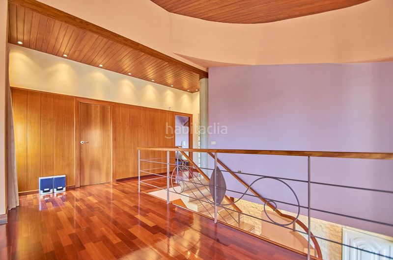 Foto e90aad90-84aa-4f4e-b68a-48be3c3c1420. Xalet amb aparcament piscina a Busot