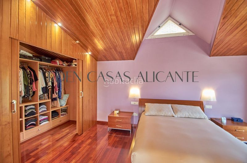 Foto f3507300-a55e-45b7-bb63-a78685c90b50. Xalet amb aparcament piscina a Busot