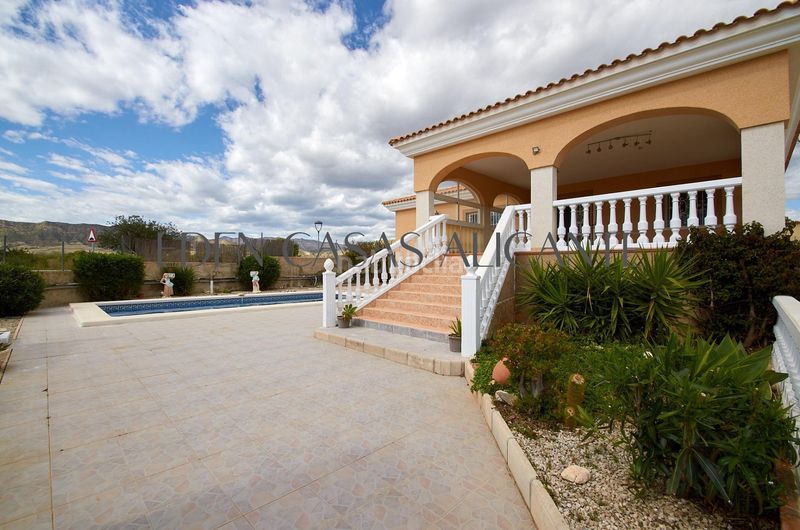 Foto 9f3c243d-3fef-4471-978e-b9d158cc1d05. Chalet ref 01489 chalet llano pastores en Busot