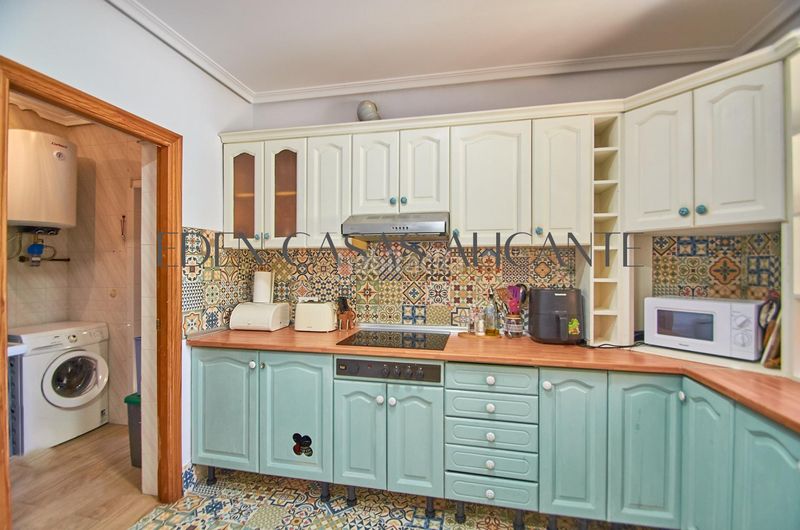 Foto 0f73de7c-8fe1-4212-be6b-f14722c626f9. Chalet ref 01490 chalet independiente en Busot