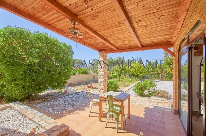 Foto 51e3507a-c982-495e-a16a-1c4eed54030c. Chalet ref 01490 chalet independiente en Busot