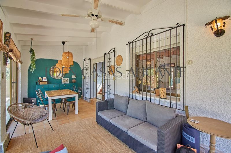Foto ea6b6b84-8f6d-4e04-80b2-b9e8fa8a8c0e. Chalet ref 01490 chalet independiente en Busot