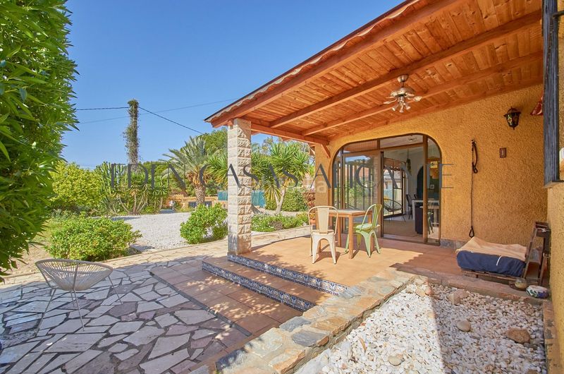 Foto ed3a2e7c-e6a6-4d17-b85e-7c9d31a96992. Chalet ref 01490 chalet independiente en Busot