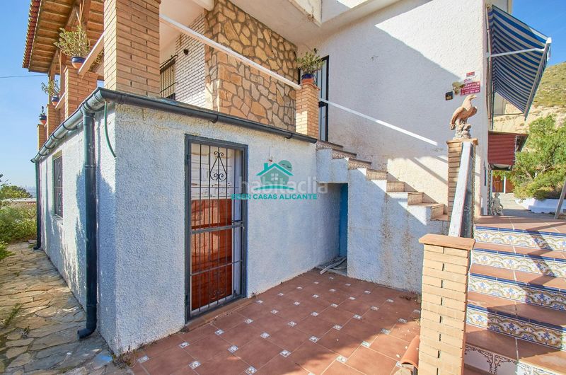 Foto 4a43a2b8-7a29-4e88-9fa7-650da9313766. Chalet ref 01289 chalet rústico en el campello en Campello (el)