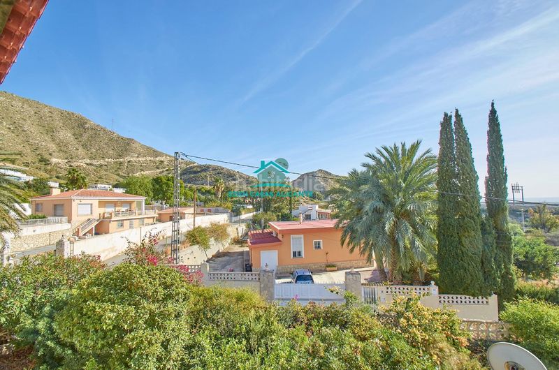 Foto 5e33ee8a-8b98-4651-9b55-aead0d2b0365. Chalet ref 01289 chalet rústico en el campello en Campello (el)