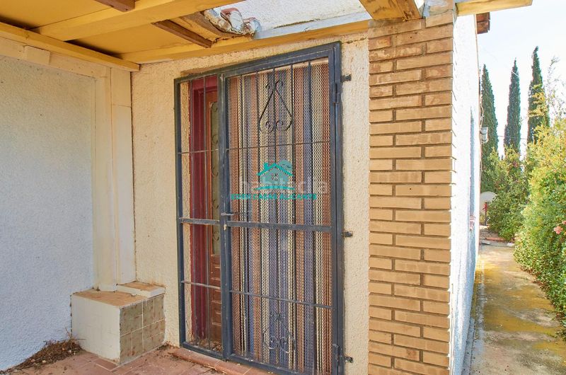Foto ee37db2e-d3b3-4899-870e-1346760463cd. Chalet ref 01289 chalet rústico en el campello en Campello (el)