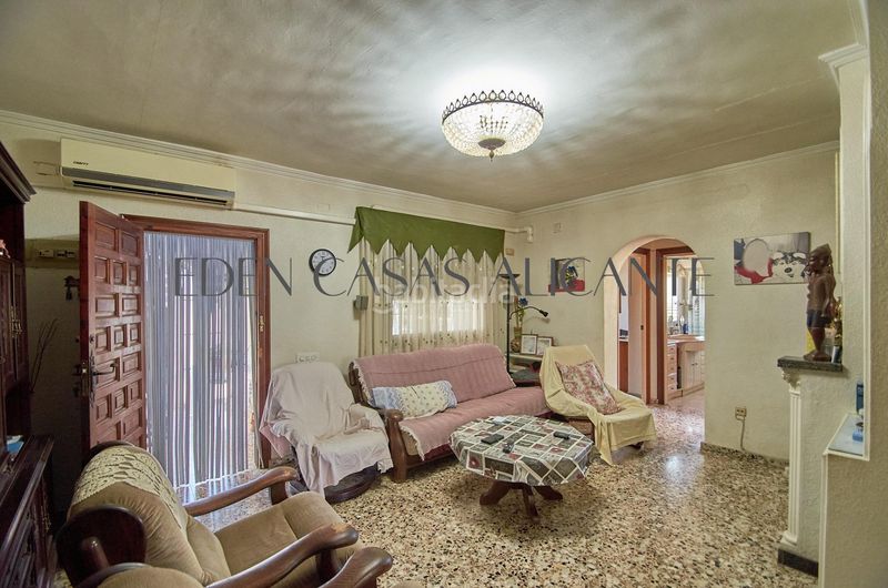 Foto d7ccdf0d-0833-483a-ae86-2b998f08ba53. Xalet amb calefacció aparcament piscina a Busot