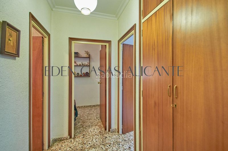 Foto fe5fead7-e5ac-4d85-9e5f-759abe76ae98. Xalet amb calefacció aparcament piscina a Busot