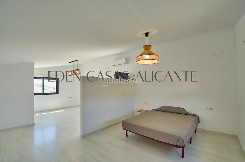 Foto 48c3b91b-7795-4fc3-8ae7-5a4ccd42f84a. Xalet amb calefacció aparcament piscina a Busot