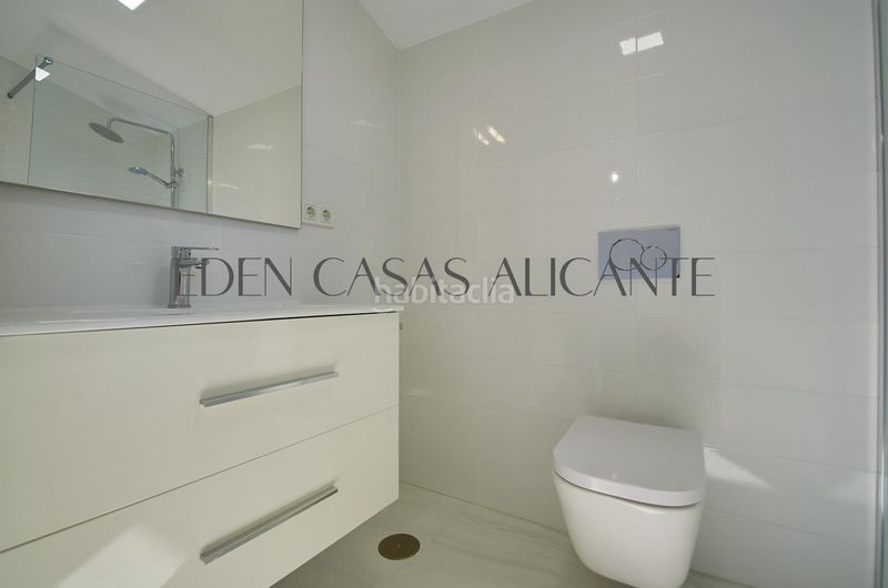 Foto f63bd6e4-cb24-4541-ac16-422fb98e53dc. Xalet amb calefacció aparcament piscina a Busot