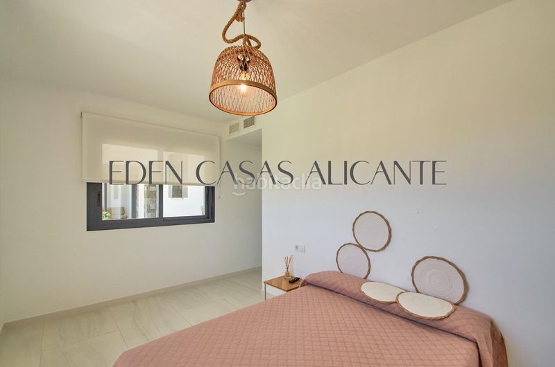 Foto f87492fa-1111-4b8e-b978-92e97be4f1bc. Xalet amb calefacció aparcament piscina a Busot