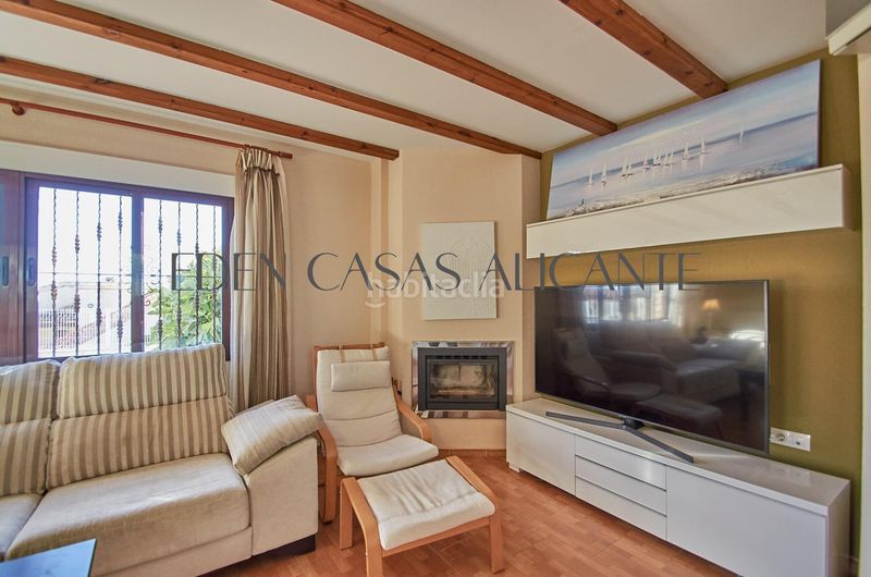 Foto fd1a6380-1677-4e3e-98c5-0049d4143fb5. Xalet amb calefacció aparcament piscina a Busot