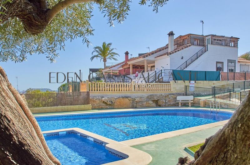 Foto 4072a107-bf77-40a0-a4eb-a645dbc87163. Casa adossada amb calefacció aparcament piscina a Mutxamel
