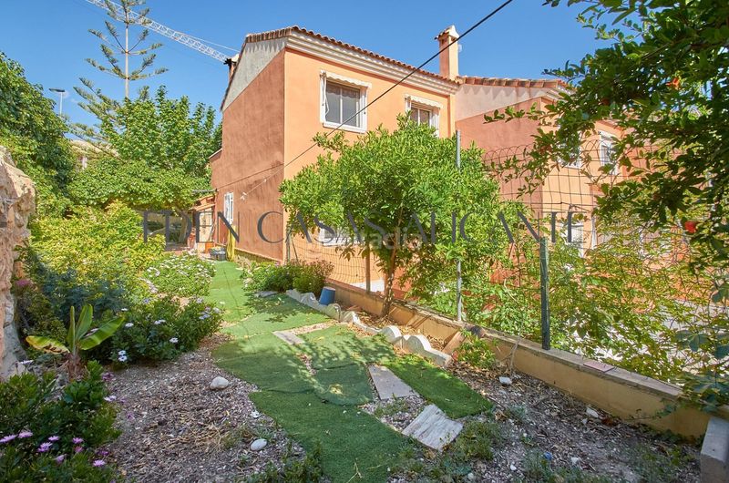 Foto ce6852b8-d621-46b5-b533-87eb1ed3c413. Casa adossada amb calefacció aparcament piscina a Mutxamel
