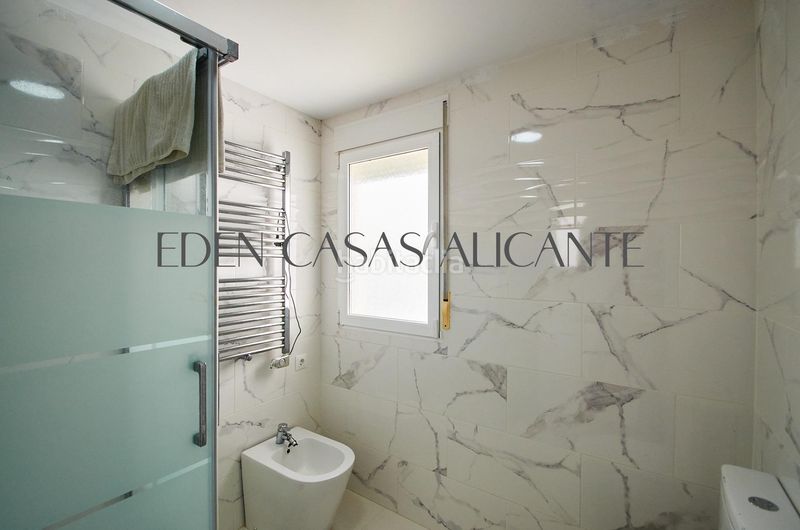 Foto 407d1bf3-e0ed-4b9e-9cb2-32649aebad86. Xalet amb calefacció aparcament piscina a Busot