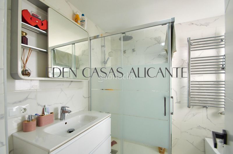 Foto 83001ce0-0bac-47e0-94ae-bacdb1aac66e. Xalet amb calefacció aparcament piscina a Busot