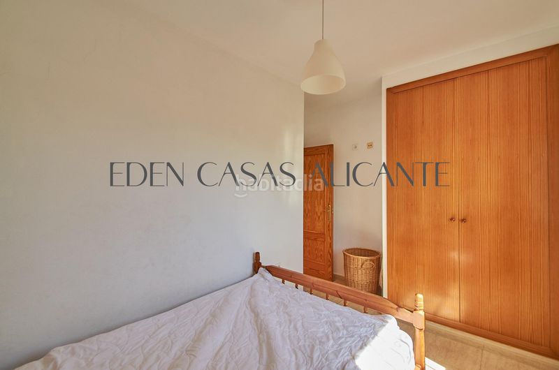 Foto abdd387e-556c-452a-a606-d3cf7d23fd14. Xalet amb calefacció aparcament piscina a Busot