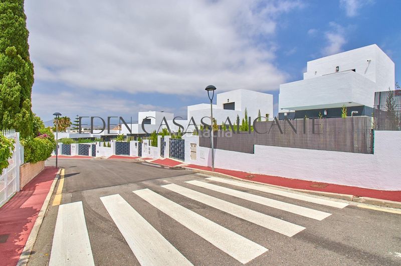 Foto 9aaa94ac-d188-4c75-983c-3b454ca051e0. Casa aparellada amb calefacció aparcament piscina a Busot