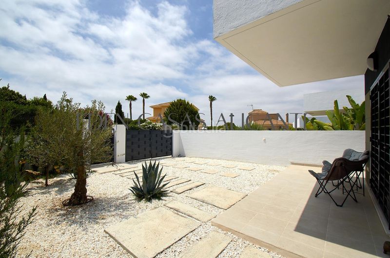 Foto aad47829-60de-449d-a311-2b87a3c92d43. Casa aparellada amb calefacció aparcament piscina a Busot