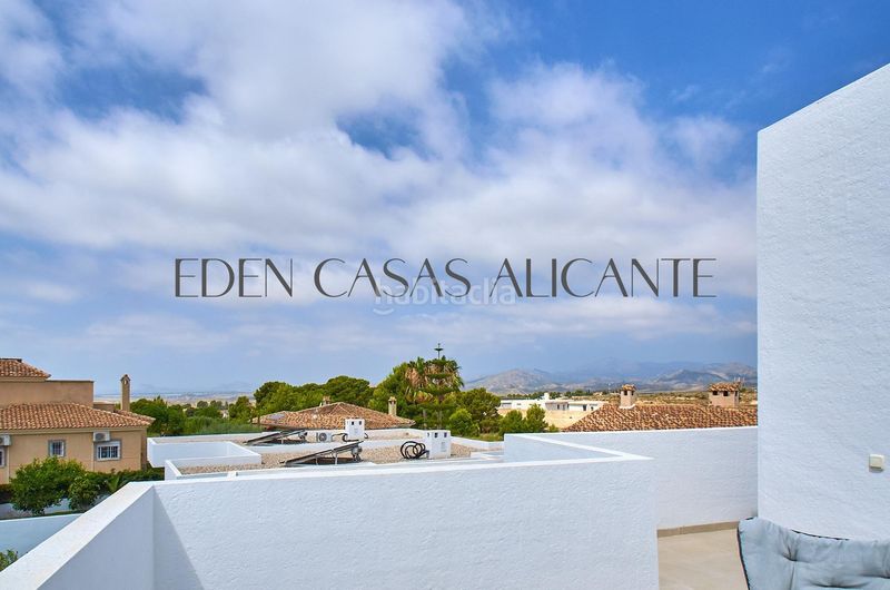 Foto ebb2a0fb-766f-4473-b155-d8f4434dc31e. Casa aparellada amb calefacció aparcament piscina a Busot