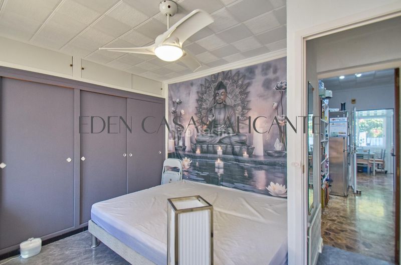 Foto 29a80d5e-a0c4-4229-9fa7-9b9d7e72e2f5. Casa amb calefacció aparcament a Pueblo Español-Coveta Fumá Campello (el)