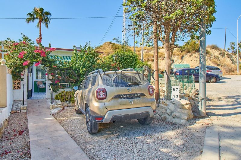 Foto 8d811b22-4476-4da9-8aaa-0c4ca9730d83. Casa amb calefacció aparcament a Pueblo Español-Coveta Fumá Campello (el)