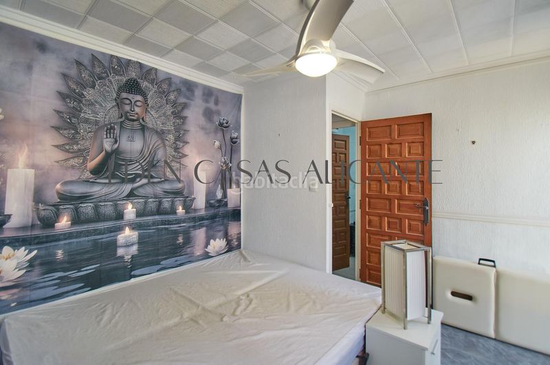 Foto 9fbfb11b-b099-4e04-b160-b33b3db49049. Casa amb calefacció aparcament a Pueblo Español-Coveta Fumá Campello (el)