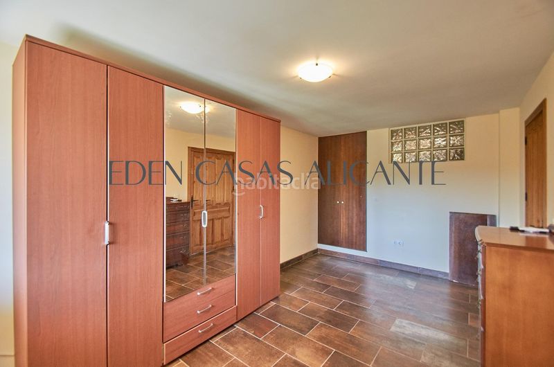 Foto 0c1a87cd-162c-476e-8ab9-e6c88e45e1e8. Casa amb calefacció aparcament a Busot