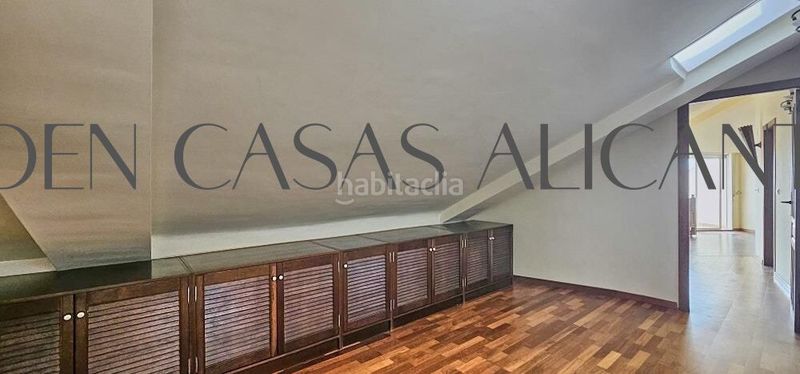 Foto 42c835f3-b488-4b26-9fff-b86b224d854c. Casa amb calefacció aparcament a Busot