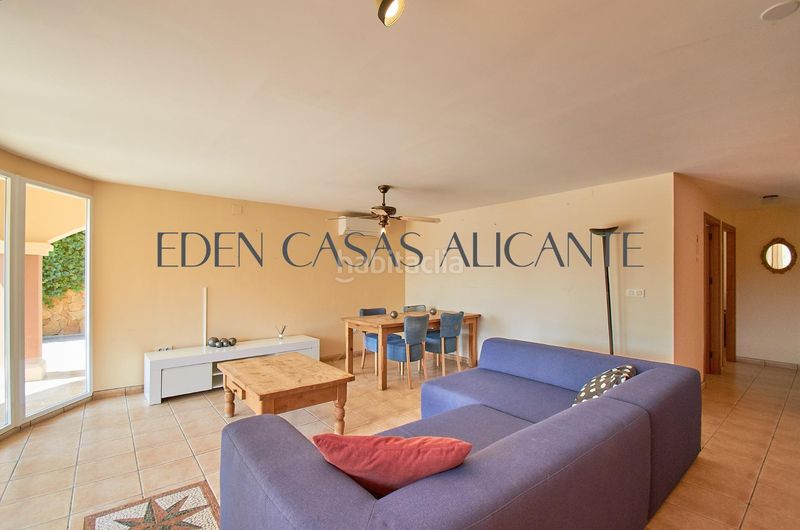 Foto 64c191f3-dafe-4972-a673-c49061ae06ad. Casa amb calefacció aparcament a Busot
