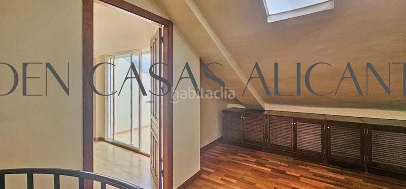 Foto a240de8e-4448-4043-b72d-ad331a504b7d. Casa amb calefacció aparcament a Busot