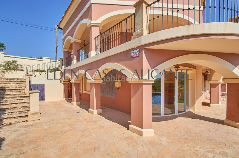 Foto a329f993-85c0-4349-9677-a3cc0edc0a5e. Casa amb calefacció aparcament a Busot