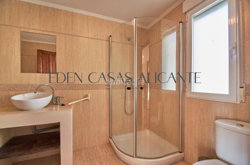 Foto bafe73a7-4b42-4653-b085-4afa3728f189. Casa amb calefacció aparcament a Busot