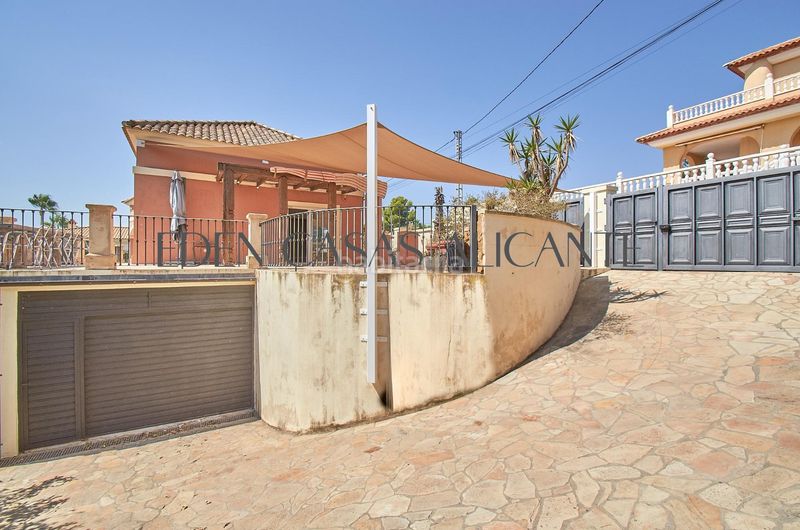 Foto c00528a8-e7e0-48c2-88f6-acf9ec24377b. Casa amb calefacció aparcament a Busot