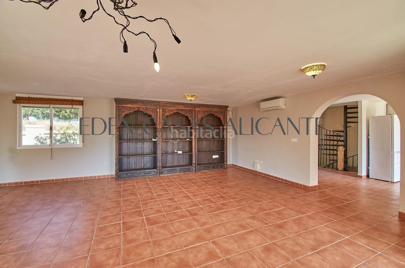 Foto cc659673-a7f1-4808-b523-bc2f5f271032. Casa amb calefacció aparcament a Busot
